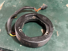 Load image into Gallery viewer, sold shopify may2025—-70 hp Johnson Evinrude 0584560 584560 Evinrude Stator 1995-2005 two stroke