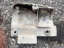 Load image into Gallery viewer, 90 - 175 hp Johnson Evinrude lower CABLE ENTRY COVER 341913 two stroke