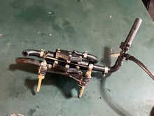 Load image into Gallery viewer, 200 225 hp Evinrude Ficht FUEL LIFT PUMP 5000475 Two Stroke 1999 super# 5010025 5000885 0439657