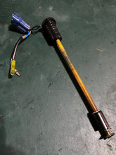 Lade das Bild in den Galerie-Viewer, 150 200 225 250 hp Yamaha OIL LEVEL GAUGE 6E5-85720-04-00 V6 Two-Stroke 1995-2004 OX66 some 115 130 hp compatibility
