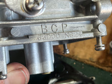 Lade das Bild in den Galerie-Viewer, sold aug2025———PARTS - 40 hp Yamaha 63D-14302-00-00 63D-00 CARBURETOR 2 middle 1995-2003 two stroke