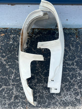 Cargar imagen en el visor de la galería, DF 200 150 hp Suzuki  SIDE COVER SET WHITE 61811-96L01-Y5S 61820-96L01-Y5S 2015-2023 with PANEL FRONT 61831-96J10-Y5S