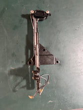 Cargar imagen en el visor de la galería, 135 150 hp Mercury DFI Optimax 8142831 Mounting Shift Cable Bracket OEM 8142834 98889 with 814281A2 SWITCH two stroke outboard motors current # 814283T6