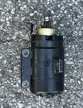 Lade das Bild in den Galerie-Viewer, 90 85 75 hp Yamaha STARTING MOTOR 688-81800-12-00 two stroke 1994-2009