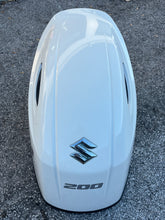 Cargar imagen en el visor de la galería, DF 200 hp Suzuki ENGINE COVER 61403-96890-Y5S four stroke 2019