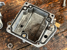 Cargar imagen en el visor de la galería, DF 25 hp Suzuki 13200-95J00 CARBURETOR twin V STARTER ASSY 13368-95J00 Four Stroke 2006-2014