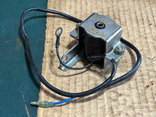 Cargar imagen en el visor de la galería, 40 50 hp Nissan Tohatsu 361760500M Choke Solenoid two stroke 9.9 15 25 30 60 70 hp 1996-2005