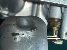 Cargar imagen en el visor de la galería, DT 225 200 150 hp Suzuki Efi FUEL VAPOR SEPARATOR 15600-92E21-0EP, cover 1-line 15620-88D21-0ED two stroke 1988-99