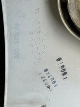 Load image into Gallery viewer, DF 175 hp Suzuki  SIDE COVER SET WHITE 61811-96L01-Y5S 61820-96L01-Y5S 2015-2023 with PANEL FRONT 61831-96J10-Y5S