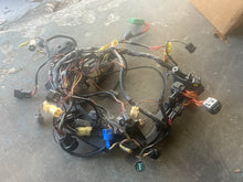 Cargar imagen en el visor de la galería, f 200 225 hp Yamaha engine WIRE HARNESS 69J-82590-10-00 2002 super# 69J-82590-11-00, HARNESS ASSY 3 69J-8259N-00-00