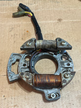 Cargar imagen en el visor de la galería, DT 9.9 hp Suzuki 32101-93911 STARTER ASSY 4-wire pulser stator 1983-1987 two stroke 9.9esg 9.9esf 9.9eld 9.9els 9.9elf 9.9msg 9.9ele 9.9mse 9.9msf 9.9mle 9.9ese 9.9mlg 9.9esd 9.9mld 9.9esh 9.9mlh 9.9msd 9.9elh 9.9elg 9.9msh