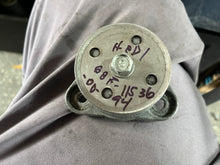 Cargar imagen en el visor de la galería, 150 200 hp Yamaha HPDI Flywheel Coupling 68F-11579-00-00 Drive Gear 68F-11536-00-94 two stroke