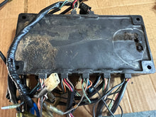 Cargar imagen en el visor de la galería, NEEDS REBUILD: DT 140 115 hp Suzuki EFI 33920-94610 ECU control unit 1987-2001 TWO STROKE