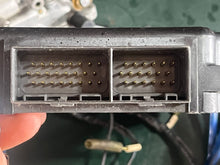 Load image into Gallery viewer, 150 200 hp Yamaha OX66 CDI UNIT 67M-85540-00-00 67m-00 F8T90272 two stroke 1999