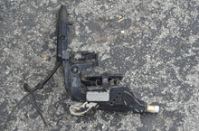 Cargar imagen en el visor de la galería, 6 5 8 hp Johnson Evinrude 0440169 STEERING BRACKET & 0336156 ARM 1992-2004 two stroke 0335892 stern bracket strd 0335891 port