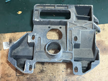 Cargar imagen en el visor de la galería, OMC 912537 Cobra Inner Transom Mount Plate 984757 2.3 3.0 4.3 5.0 5.7 5.8 7.5 Liter w/ Mounts