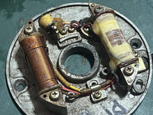 Cargar imagen en el visor de la galería, DT 8 & 6 hp Suzuki STATOR 32101-98151 STATOR ASSY two stroke 1986-2002