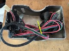Cargar imagen en el visor de la galería, Mercury Top Mount Binnacle Remote Control Cover 877702T2 877702 with Trim Switches & HARNESS 824783T20 two stroke