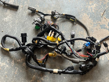 Cargar imagen en el visor de la galería, f 150 hp Yamaha 63P-82590-30-00 engine WIRE HARNESS ASSY four stroke 2006-2010