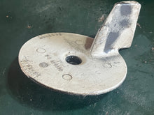 Cargar imagen en el visor de la galería, 90 - 250 hp Johnson Evinrude 327640 327842 327840 TRIM TAB two stroke