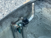 Cargar imagen en el visor de la galería, 150 hp Yamaha hpdi TOP COWLING engine cover 68F-42610-50-4D 68L-42610-50-4D 68H-42610-50-4D two stroke