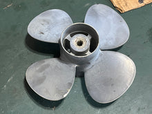 Load image into Gallery viewer, BF 15 hp Honda 58103-zw9-v32za PROPELLOR 4-blade 8-spline Propeller 9 1/4x10p HP 8 9.9 20 outboard