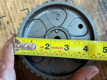 Cargar imagen en el visor de la galería, BF 90 75 HP Honda 14210-zw1-000 Timing Belt Driven Pulley 1997-2005