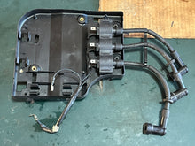 Cargar imagen en el visor de la galería, BF 50 40 hp Honda 30587-ZV5-003 ignition CASE, ignition coils 30511 30512 30513-zv5-003 four stroke 2000-2007