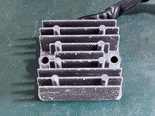 Load image into Gallery viewer, DT 225 250 200 150 HP Suzuki 32800-92E00 voltage RECTIFIER & REGULATOR electrical OEM two stroke 92E10