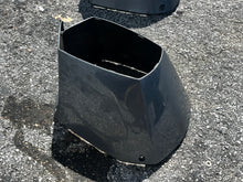 Lade das Bild in den Galerie-Viewer, 250 300 225 hp Yamaha bottom cowling APRON 60V-42741-00-8D Two Stroke HPDI 3.3 Liter 2003-2009 some compatibility hp