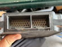 Load image into Gallery viewer, 225 hp Yamaha CDI CONTROL UNIT 65J-85540-00-00 f8t33772 ox66 two stroke 1997 65J-00 65J-85540-01-00 65J-85540-02-00