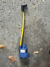 Cargar imagen en el visor de la galería, Force 114-7509 cdi ignition coil 9” cord 4-pin 827509T7 827509A8 30-300 hp