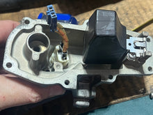 Load image into Gallery viewer, f 115 hp Yamaha 68V-14180-01-00 vst FUEL FLOAT CHAMBER ASSY with pump 2000-2011 Four Stroke