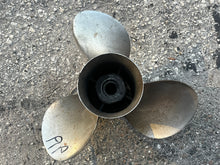 Lade das Bild in den Galerie-Viewer, SPUN Mercury Quicksilver PROPELLER 14x19P RH prop 48-16316-19 48-16316-A5 Stainless 15 spline Yamaha 6 Cylinder