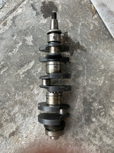 Cargar imagen en el visor de la galería, 40 50 55 60 Mercury CRANKSHAFT 827954T2 Two Stroke three cylinder only