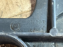 Cargar imagen en el visor de la galería, OMC 912537 Cobra Inner Transom Mount Plate 984757 2.3 3.0 4.3 5.0 5.7 5.8 7.5 Liter w/ Mounts