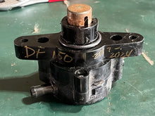 Cargar imagen en el visor de la galería, DF 175 150 hp Suzuki FUEL PUMP 15100-96J01 four stroke 2019-2024 200 115 140 100 hp compatible
