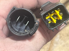 Load image into Gallery viewer, 250 225 hp Yamaha CDI control unit 69L-00 69L-85540-00-00 F8T33775 Two Stroke vx 2002-2004