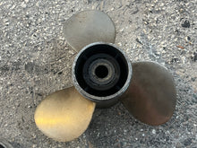 Lade das Bild in den Galerie-Viewer, SPUN Mercury Quicksilver PROPELLER 14x19P RH prop 48-16316-19 48-16316-A5 Stainless 15 spline Yamaha 6 Cylinder