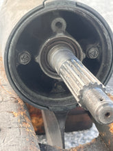 Cargar imagen en el visor de la galería, 300 hp Yamaha 25” UR-X LOWER UNIT ASSY 6D0-45300-20-8D Two Stroke 2005-2006 HPDI