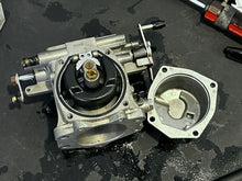 Lade das Bild in den Galerie-Viewer, 225 hp Yamaha 76 degree CARBURETOR SET 2-4-6 62J-14301-00-00 62J-14302-00-00 62J-14303-00-00 two stroke 1994-1996