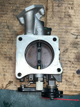Load image into Gallery viewer, BF 225 Hp Honda 16400-zy3-a01 Throttle Body assy pre1997-2007+ four stroke 200 250 hp