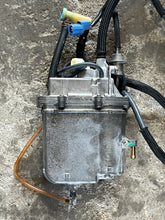 Load image into Gallery viewer, f 150 hp Yamaha vst FLOAT CHAMBER ASSY 63P-14180-20-00 pump 63P-13907-03-00 four stroke 2015-2019 f150xb