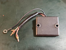 Cargar imagen en el visor de la galería, Mercury Rev Limiter Module 821889A40 two stroke 144-1889-51