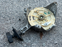 Load image into Gallery viewer, 40 35 hp Tohatsu 40c Nissan 345050001 RECOIL STARTER two stroke NO NEUTRAL