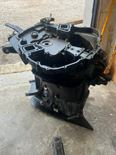 Load image into Gallery viewer, DF 225 200 hp Suzuki 25” DRIVESHAFT HOUSING MIDSECTION, ENGINE HOLDER 51111-93J03-0EP, STEERING ARM 43750-93J02-0EP  & SWIVEL BRACKET four stroke v6 2007