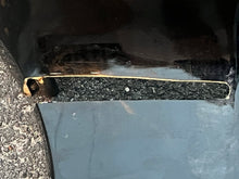 Cargar imagen en el visor de la galería, 200 225 250 hp Johnson Evinrude Racing SWIVEL BRACKET 20”, LOWER COVERS 1999-2001, CLAMP BRACKETS, STEERING ARM 20” and Mount Bracket TWO STROKE 2001 J200PLSIF