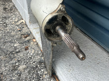 Lade das Bild in den Galerie-Viewer, BF 90 75 hp Honda GEAR CASE ASSY 20” 41100-ZW1-003ZA four stroke 1997 pressure-tested