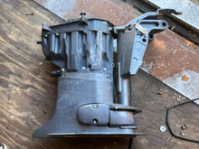 Cargar imagen en el visor de la galería, f 60 50 hp Yamaha 20” long MIDSECTION SWIVEL 6C5-43311-01-8D STEERING BRACKET 69W-42510-01-8D EXHAUST 6C5-41137-02-CA UPPER CASING 6C5-45111-00-8D four stroke 2006-2024 some compatibility 70 hp