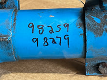 Lade das Bild in den Galerie-Viewer, Pleasurecraft Crusader 98259 98279 Transmission Oil Gear Cooler 1991-up inboard